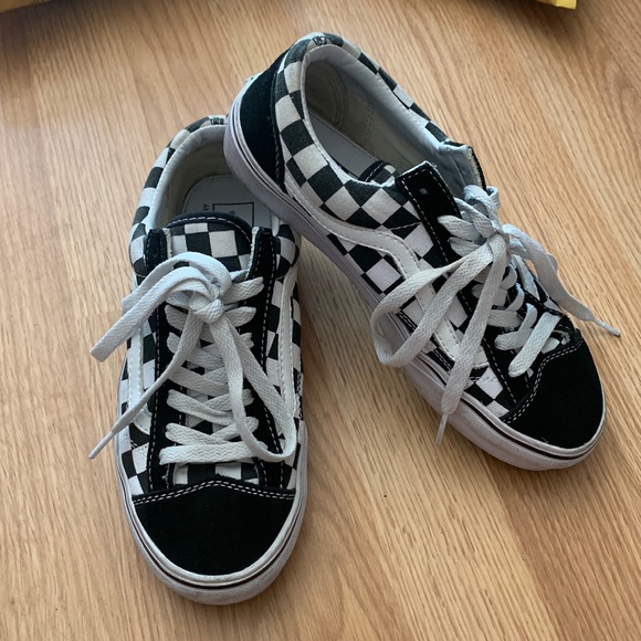 Unique black and white checkered vans - Picture 1 of 5